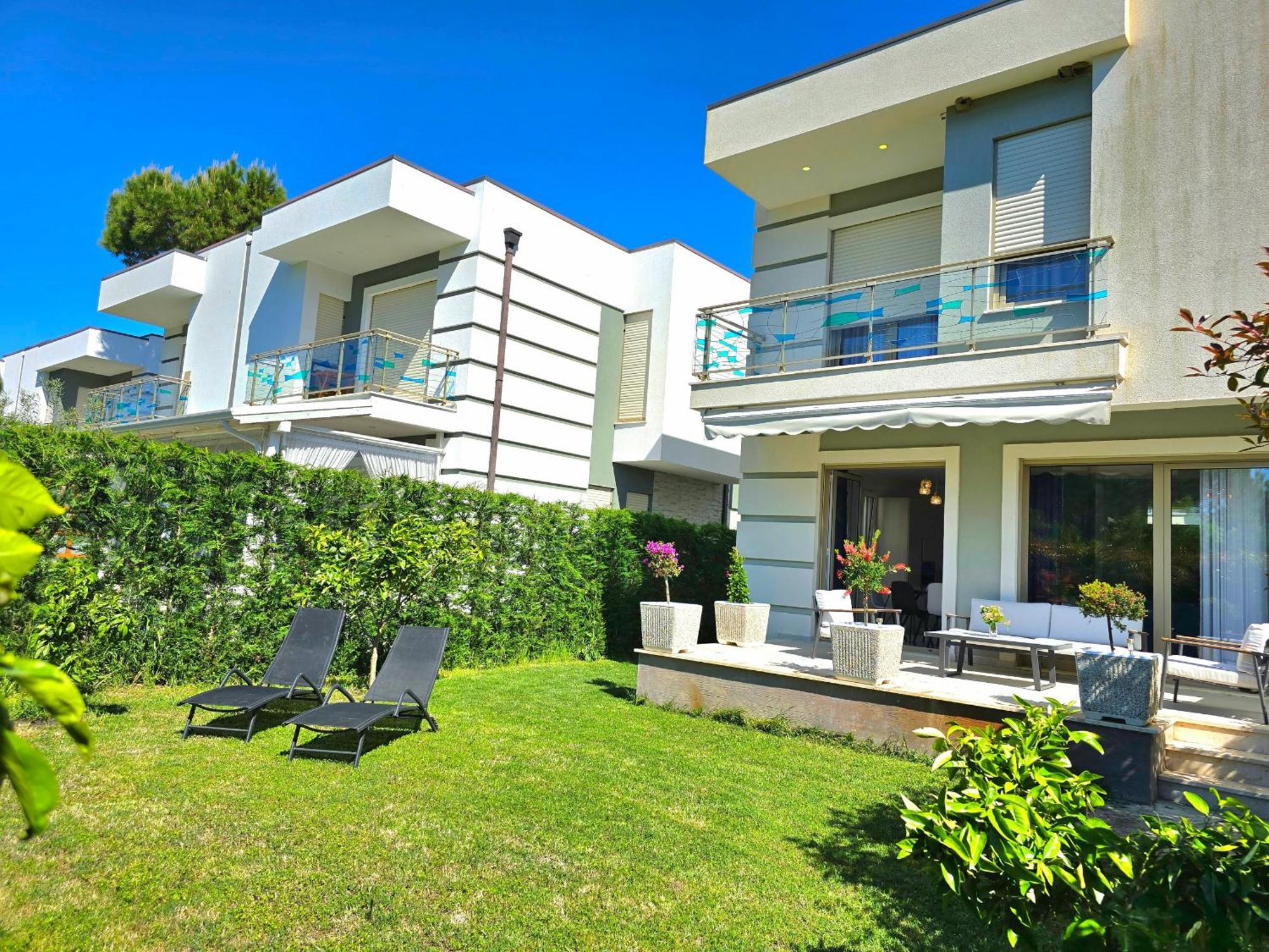 Modern Villas At Perla Resort Durres Exterior photo